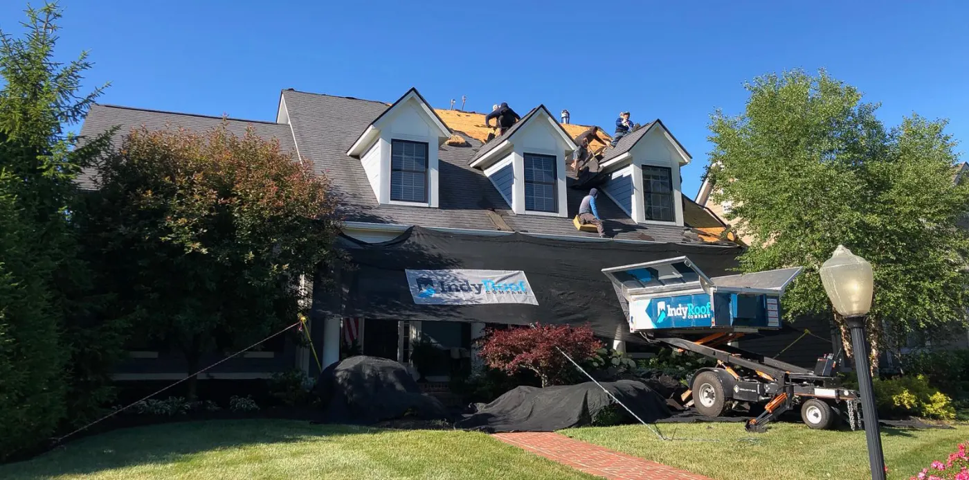 Manufacturer-certified roof installation in Springport